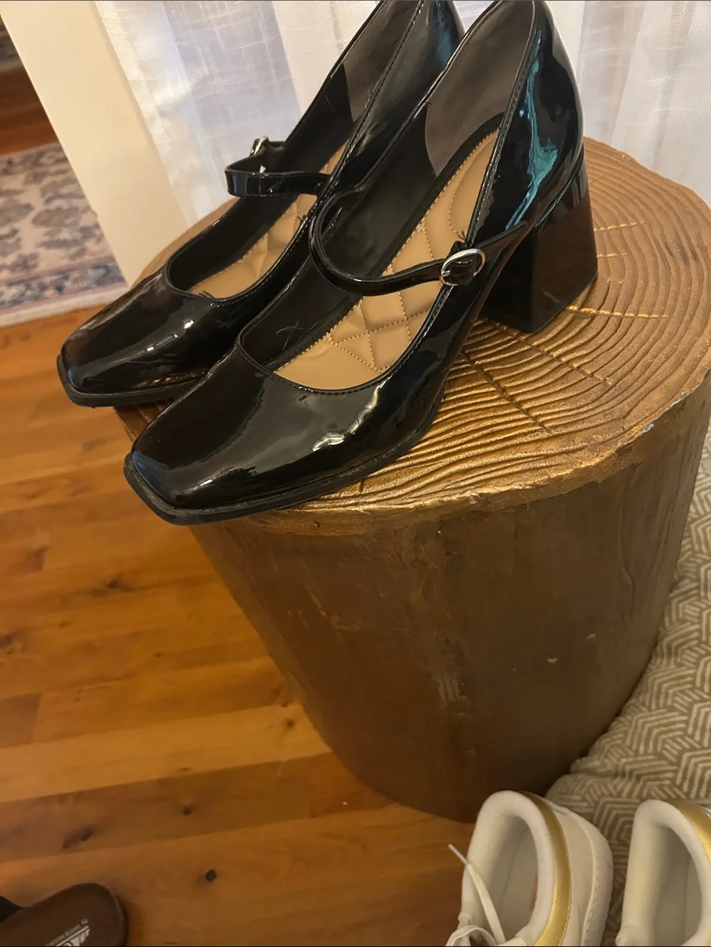 Rachel Zoe Black Patent Mary Jane Block Heels 9.5